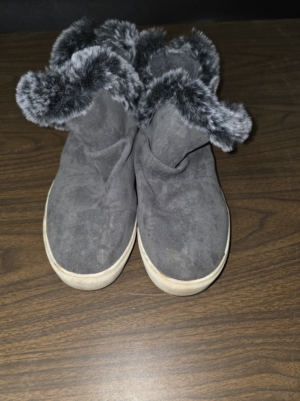 Very G Gray Faux Fur Lined Slip-On Winter Boots